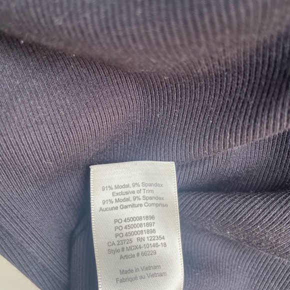 Aritzia Wilfred Maeva Ruffled Off-shoulder Black Bodysuit size M - Picture 9 of 9